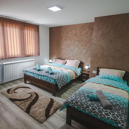 Kristal Apartmani Arandjelovac Dış mekan fotoğraf
